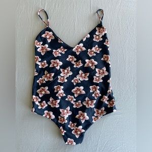 ACACIA swimwear Banyans full piece size L